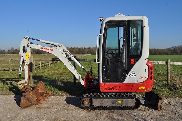 Used 2016 TAKEUCHI TB216