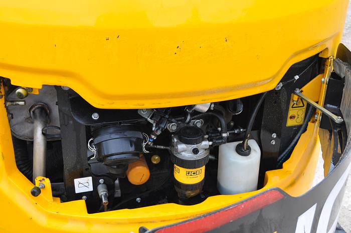 Used 2018 JCB 18Z-1
