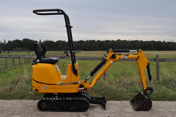 Used 2019 JCB 8008 CTS