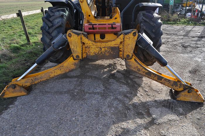 Used 2014 JCB 540-170 T4iib