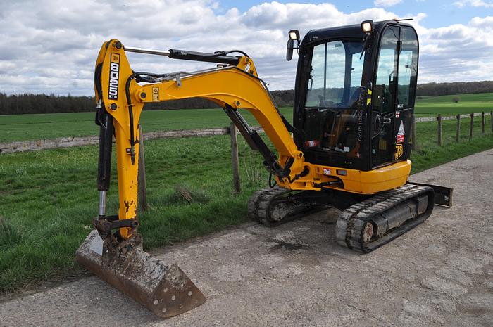 Used 2015 JCB 8025 ZTS
