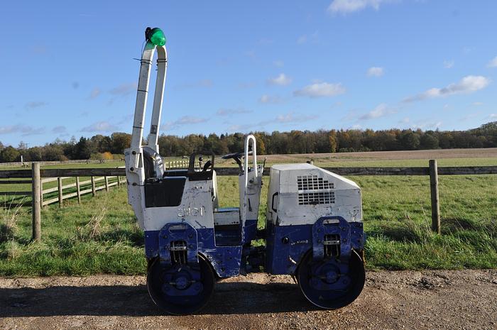 Used 2004 BOMAG BW80