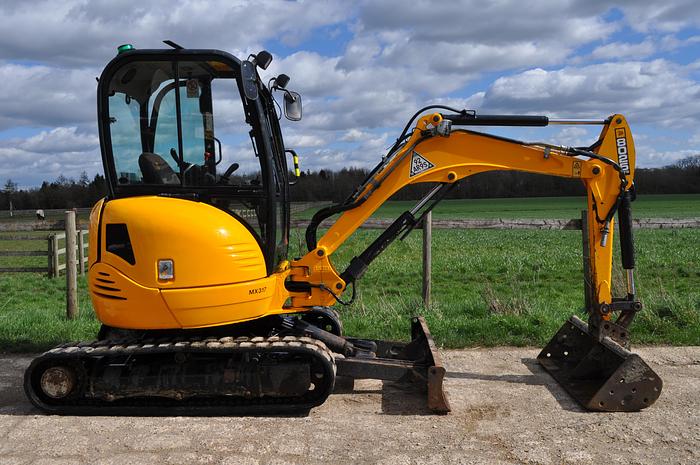 Used 2015 JCB 8025 ZTS