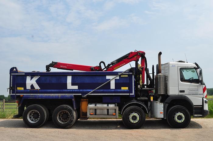 Used 2017 VOLVO FM X