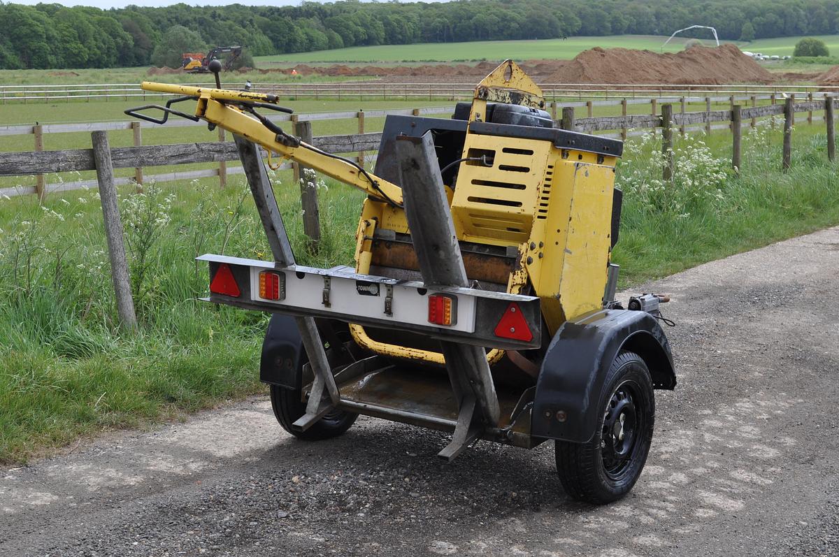 Used BOMAG BW71 WITH TRAILER
