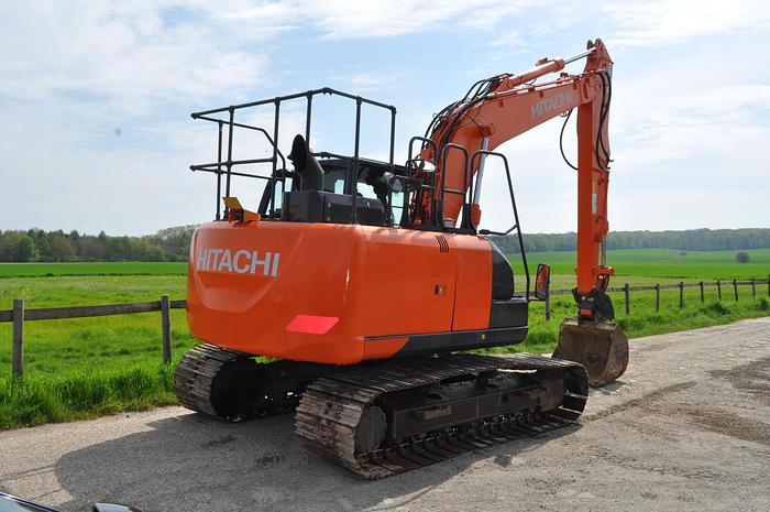 Used 2016 HITACHI ZX130LCN-6