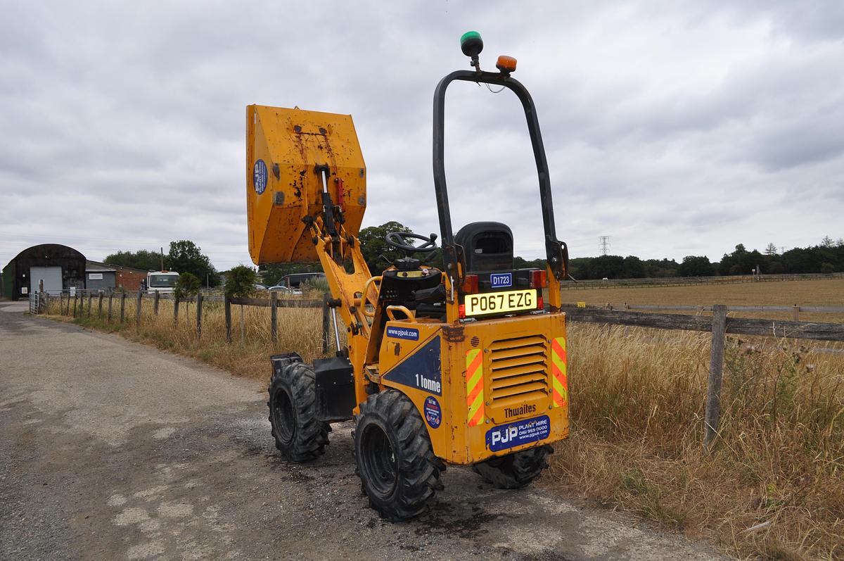 Used 2017 THWAITES MACH201 1T HI-TIP