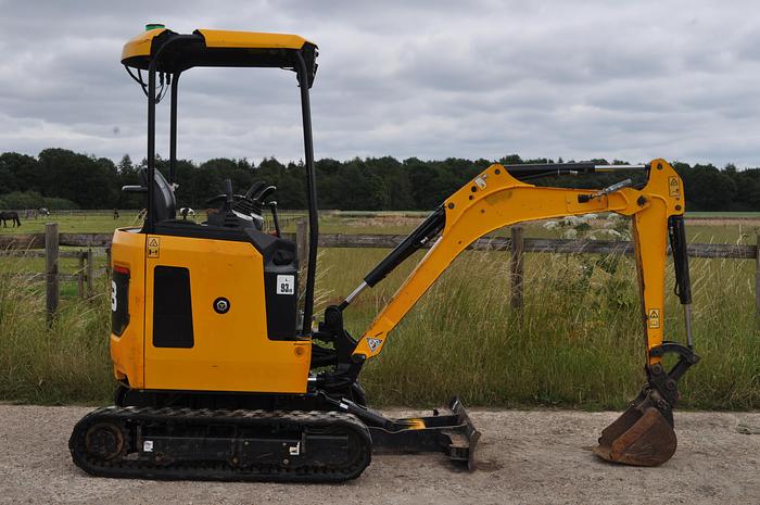 Used 2018 JCB 18Z-1