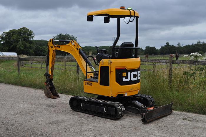 Used 2018 JCB 18Z-1
