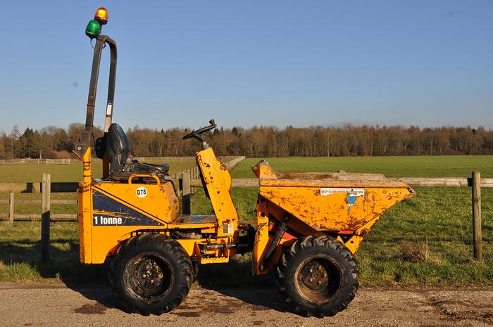 Used 2012 THWAITES 1 TONNE