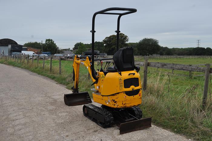 Used 2019 JCB 8008 CTS