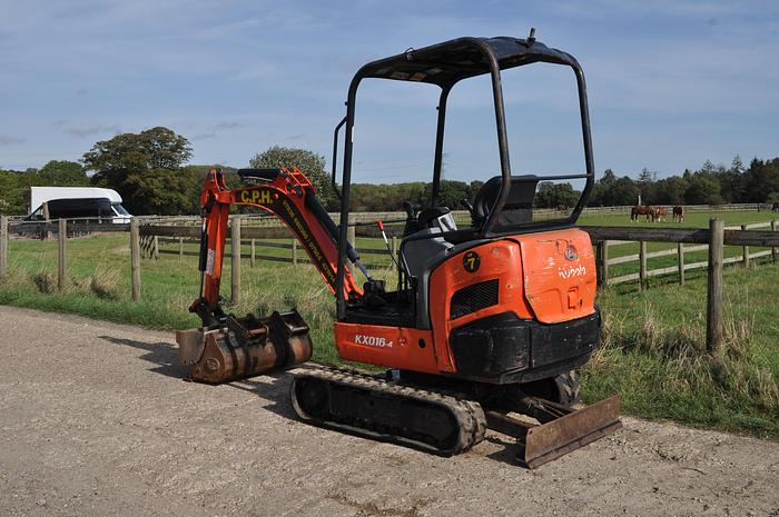 Used 2015 KUBOTA KX016-4