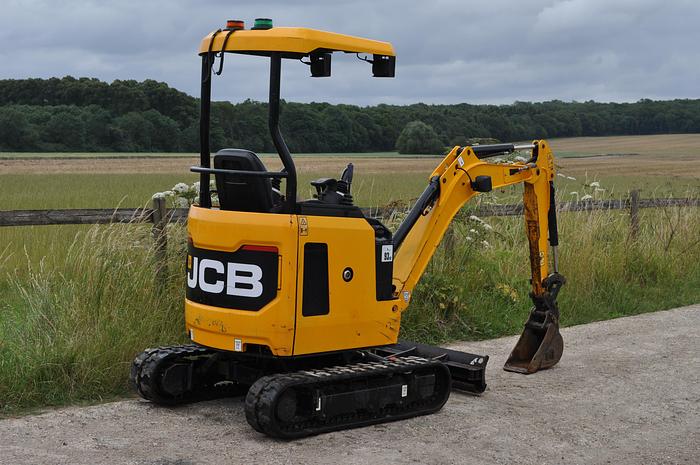 Used 2018 JCB 18Z-1