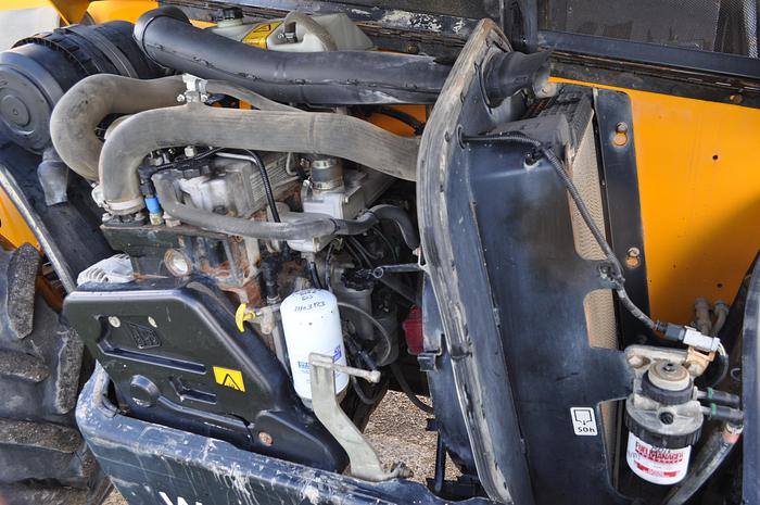 Used 2010 JCB 535-125