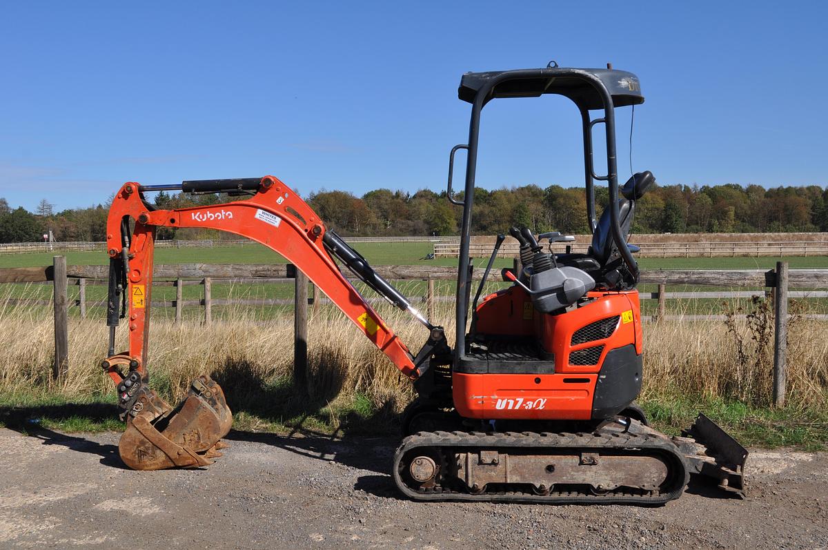 Used KUBOTA U17-3a