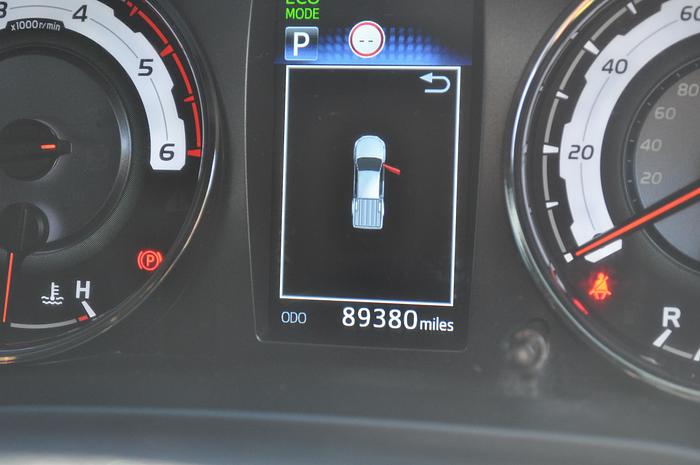 Used 2020 TOYOTA HILUX INVINCIBLE X