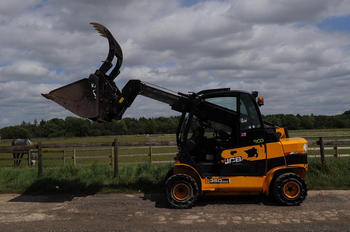 Used 2014 JCB 35D 4X4 WASTEMASTER