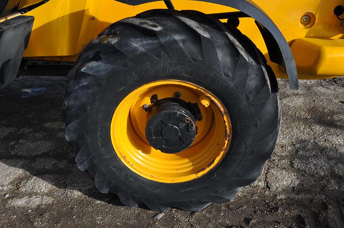 Used 2014 JCB 540-170 T4iib