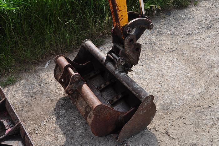 Used 2015 JCB 8008 CTS