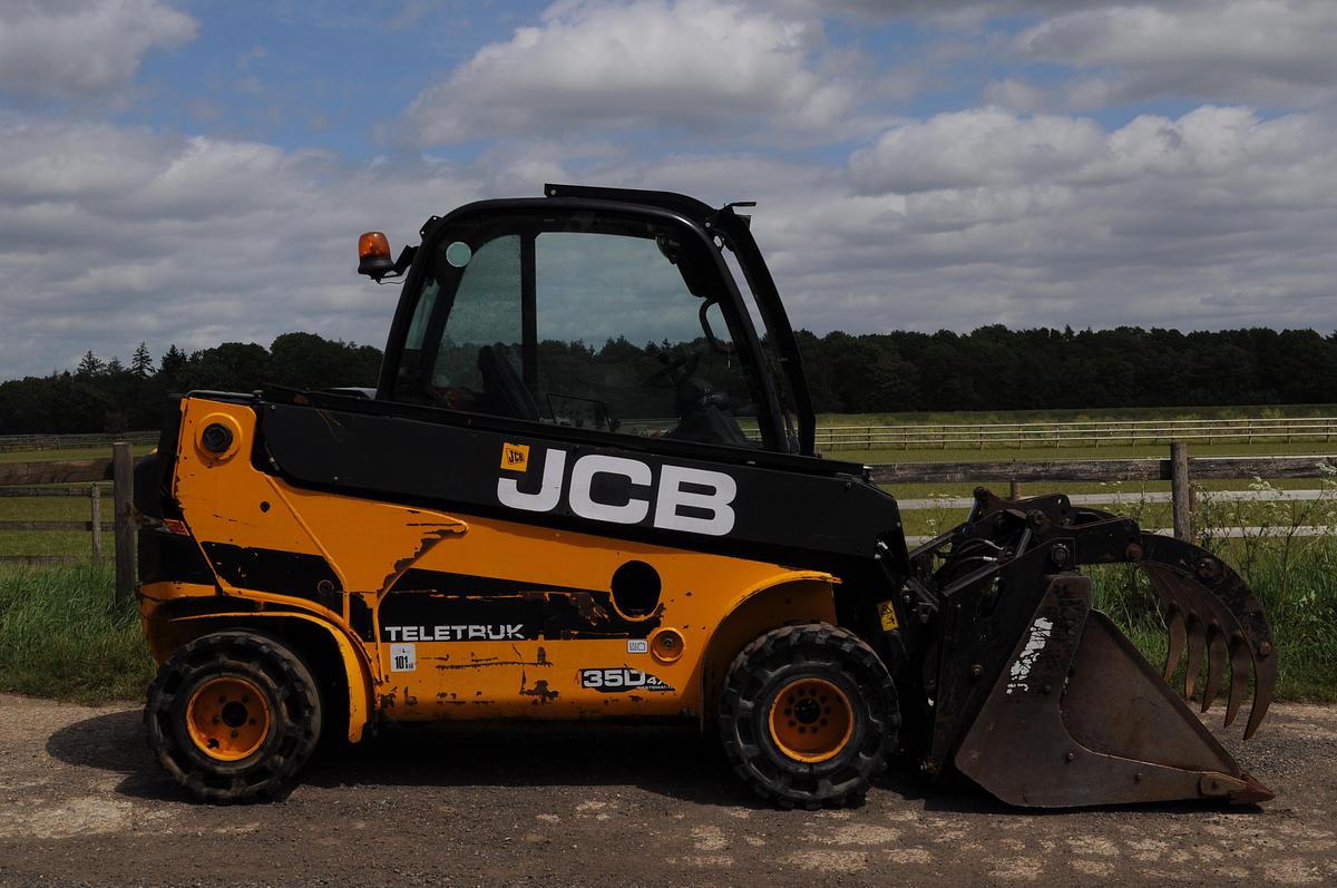 Used 2014 JCB 35D 4X4 WASTEMASTER
