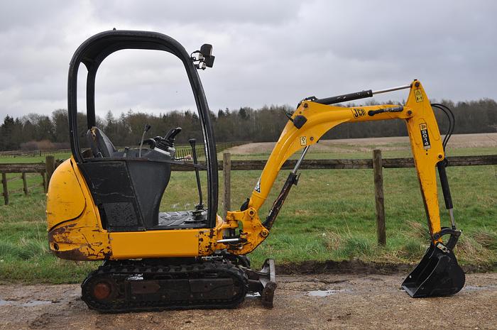 Used 2008 JCB 8014