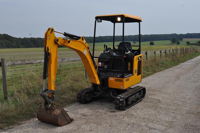 Used 2020 JCB 16C-1