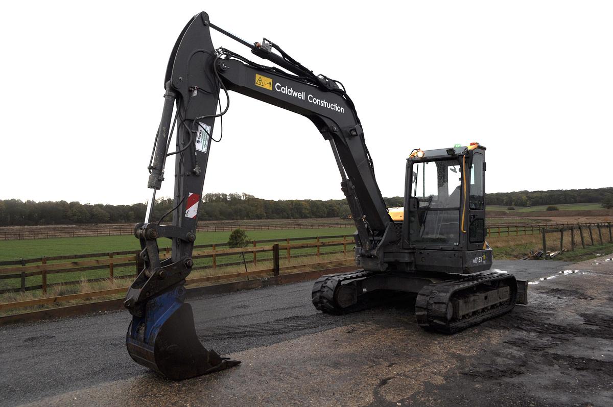 Used 2020 VOLVO ECR88D