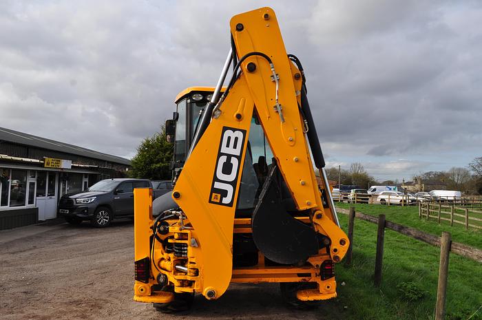 Used 2021 JCB 3CXECO SITEMASTER
