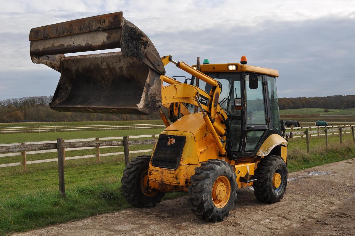 Used 2004 JCB 2CX AIRMASTER