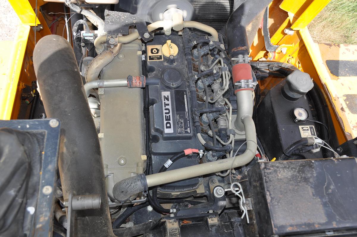 Used 2017 THWAITES MACH2090 9 TON