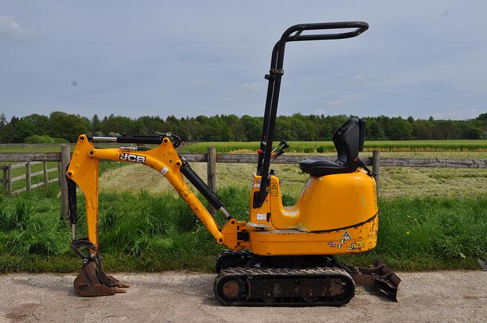 Used 2019 JCB 8008 CTS