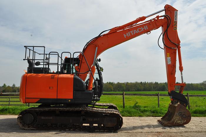 Used 2016 HITACHI ZX130LCN-6