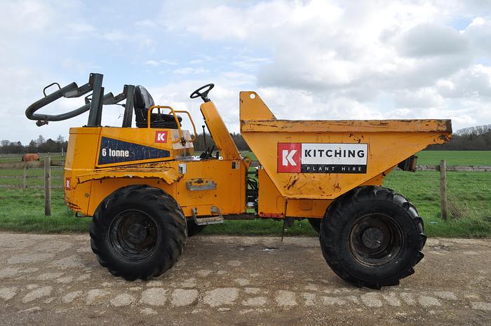 Used 2012 THWAITES 6 TONNE