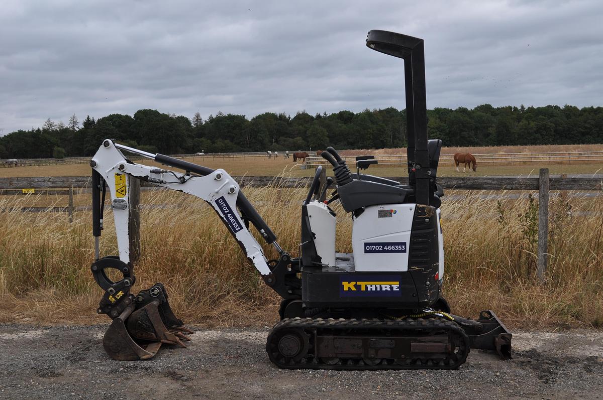 Used 2021 BOBCAT E10Z