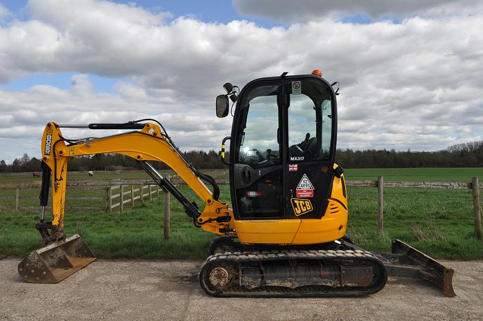 Used 2015 JCB 8025 ZTS