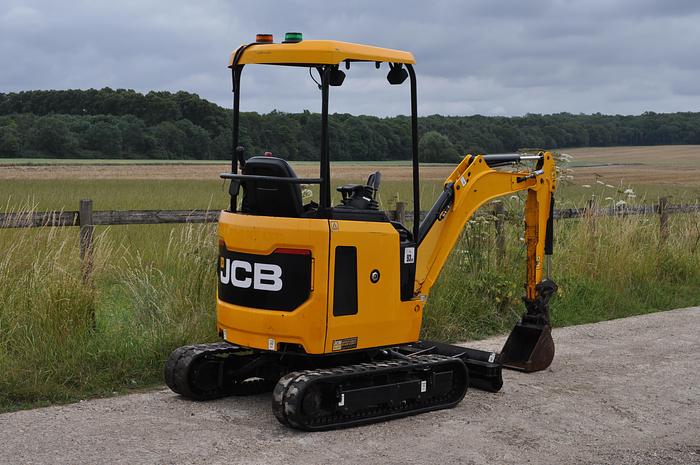 Used 2018 JCB 18Z-1