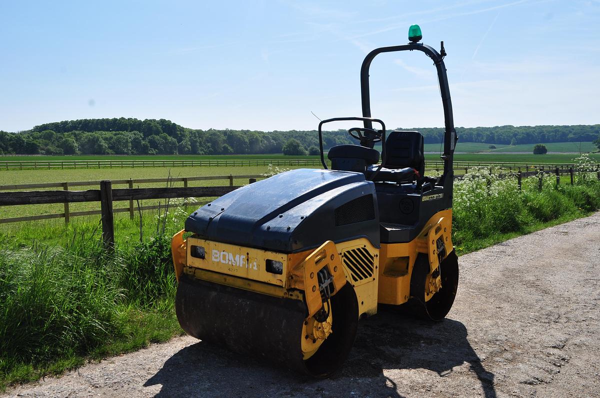 Used 2005 BOMAG BW120-AD4