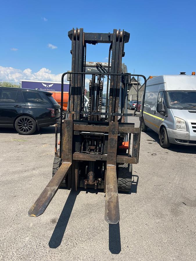 Used 2003 TOYOTA 02-7FDF30