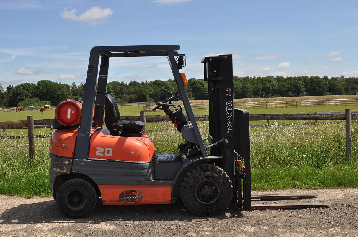 Used 1998 TOYOTA 42-6 FGF 20
