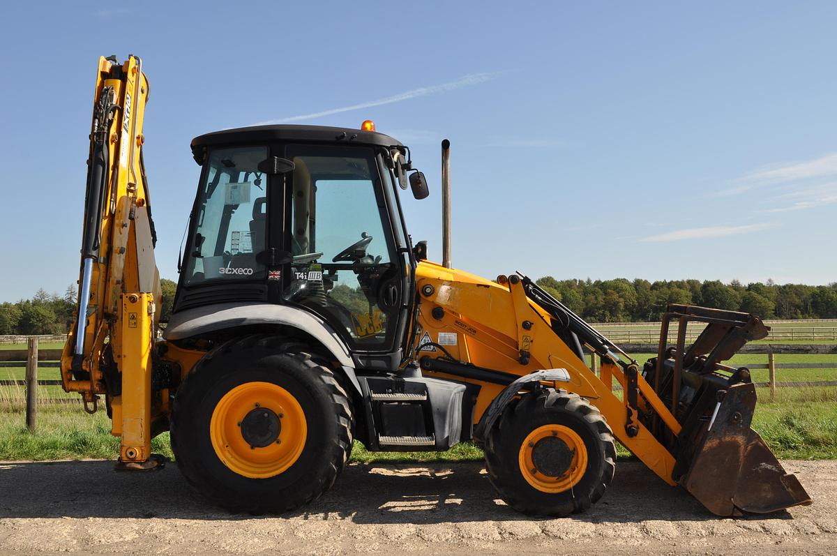 Used 2014 JCB 3CX SITEMASTER