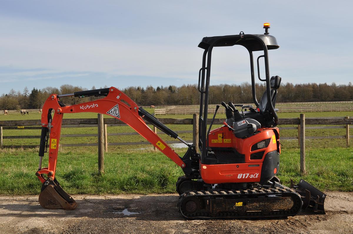 Used 2018 KUBOTA U17-3a