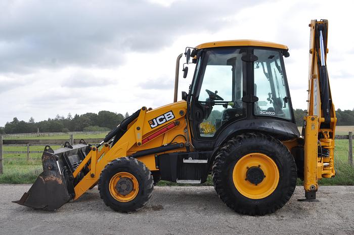 Used 2012 JCB 3CX SITEMASTER