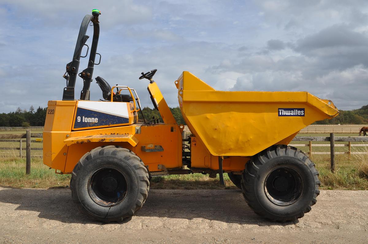 Used 2017 THWAITES MACH2090 9 TON