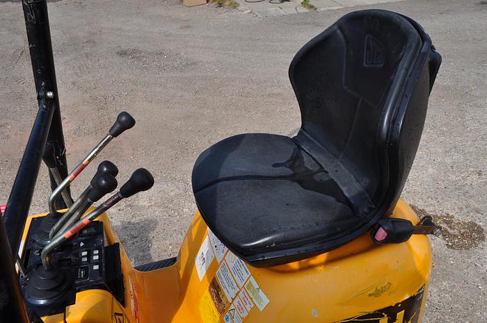 Used 2015 JCB 8008 CTS
