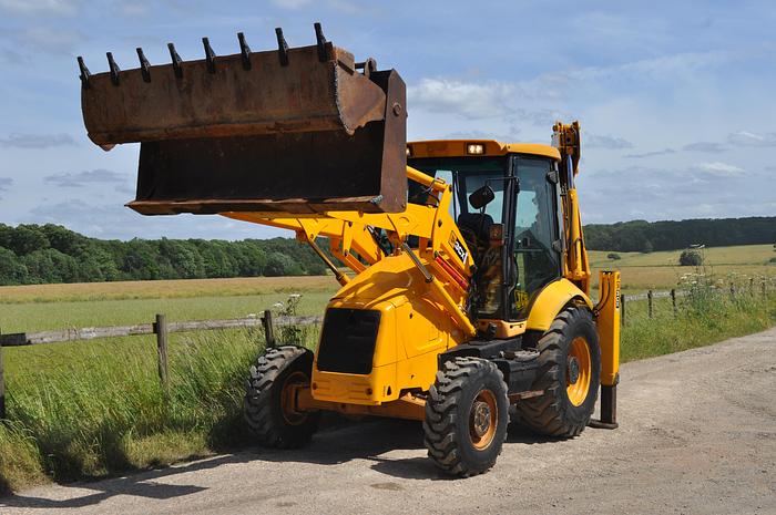 Used 2002 JCB 3CX SITEMASTER