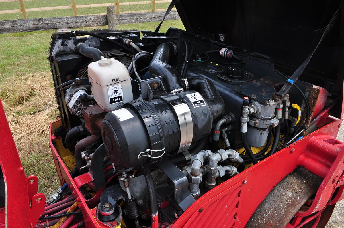 Used 2005 BOMAG BW120 AD-4