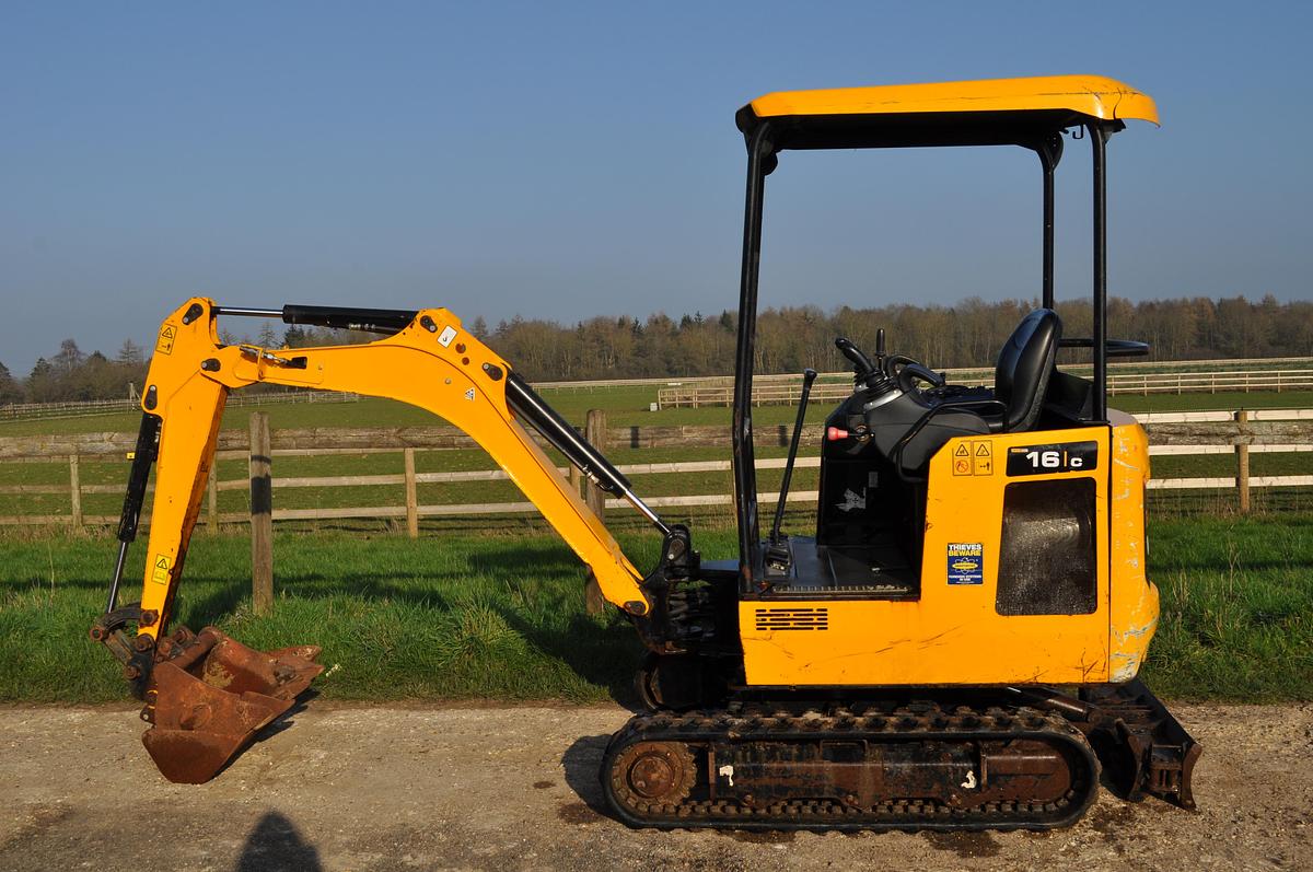 Used 2020 JCB 16C-1 T3