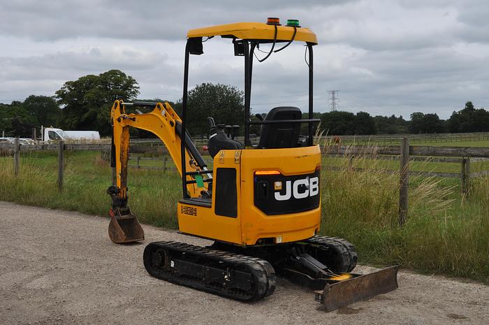 Used 2018 JCB 18Z-1