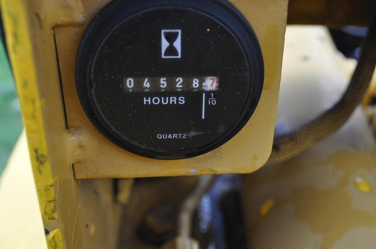 Used 1997 CATERPILLAR V60D SA