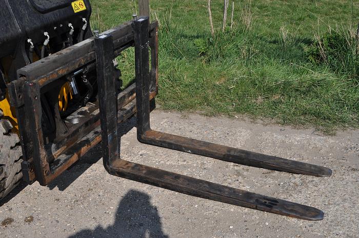 Used 2010 JCB TLT 35